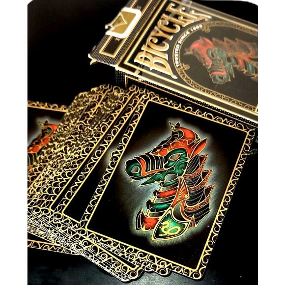 Beautiful Vintage Deck of Warrior Horse Playing Cards in Case~ Like New - Picture 1 of 5